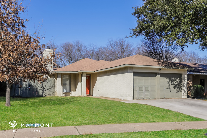 Building Photo - Charming 2-Bedroom Home