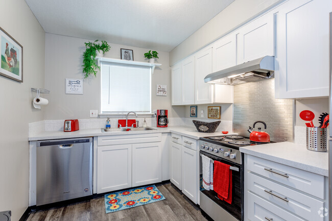 Interior Photo - Broadway Ridge Apartments