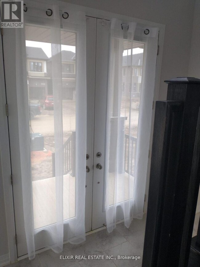 Building Photo - 3 Weylie St