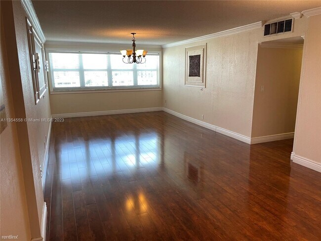 Building Photo - 2 br, 2 bath Condo - 111 Golden Isles Dr