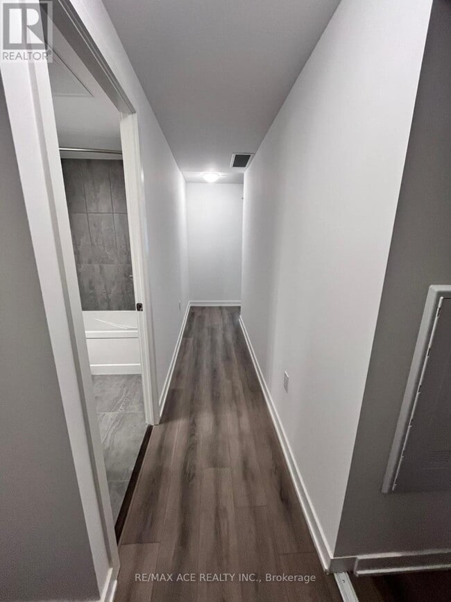 Building Photo - 7439 Kingston Rd