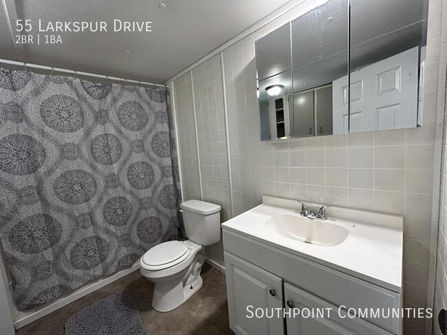 Building Photo - 55 Larkspur Dr