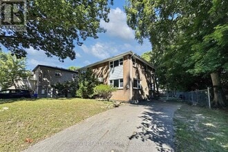 Building Photo - 201 Barry Pl