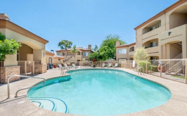 Building Photo - 2134 E Broadway Rd