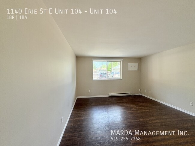 Building Photo - SPACIOUS 1 BED/1 BATH MAIN FLOOR UNIT ON ERIE + HYDRO!!
