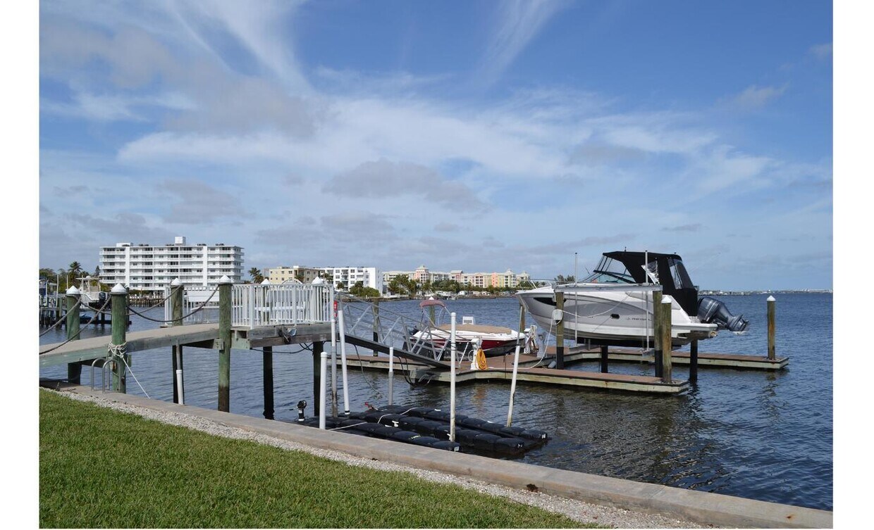 Primary Photo - 311 E Ocean Avenue 308 Lantana Fl 33462