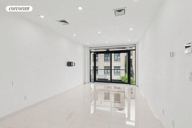 Building Photo - 29 Lexington Ave