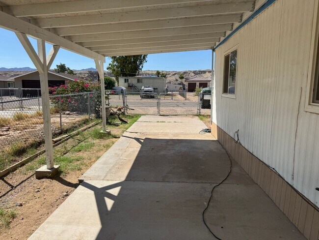 Building Photo - 1 BR Cozy Mobile near River,