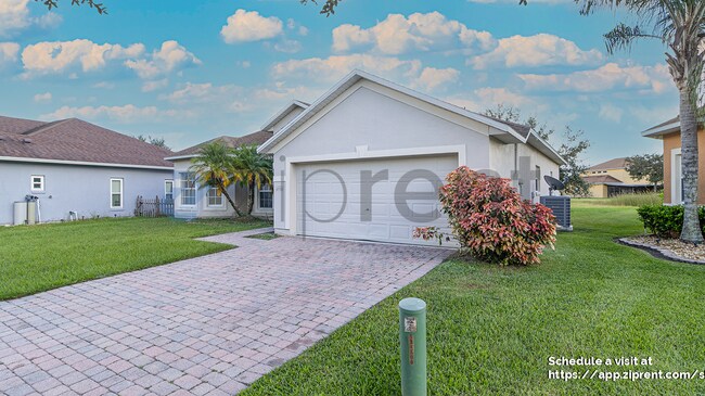 Foto del edificio - 2732 Wingfield Pl