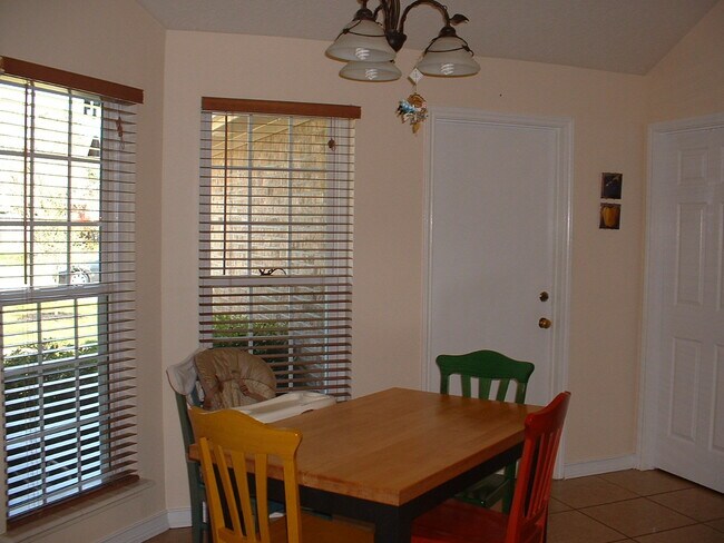 Building Photo - 2211 Dublin Dr