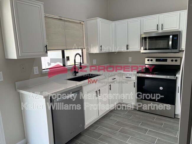 Building Photo - 73 S Aspen Ct