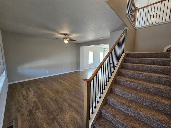 Foto del edificio - 3 Bed 3 bath house in Paint Brush Hills!!!
