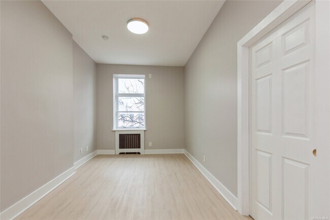 Building Photo - 344 E 116th St