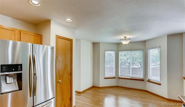 Building Photo - 5140 S Meadow Lark Dr