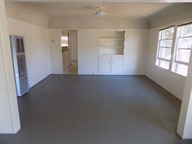 Foto del edificio - 1824 Nipomo St