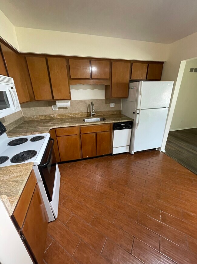Foto del edificio - 8529 Kennedy Cir