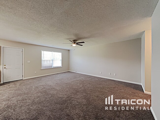 Building Photo - 1115 St Phillips Ct