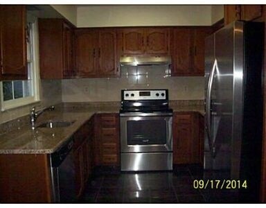 Building Photo - 486 Newport Way