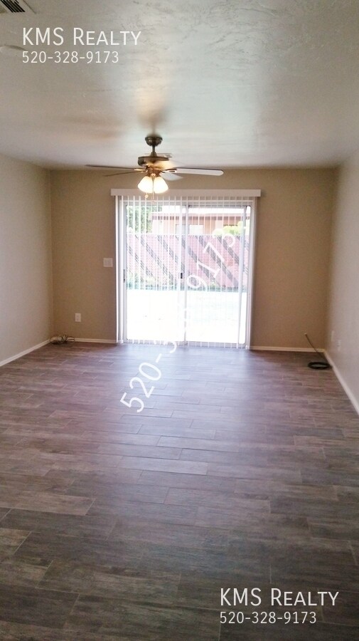 Building Photo - 4648 W Calle Don Tomas