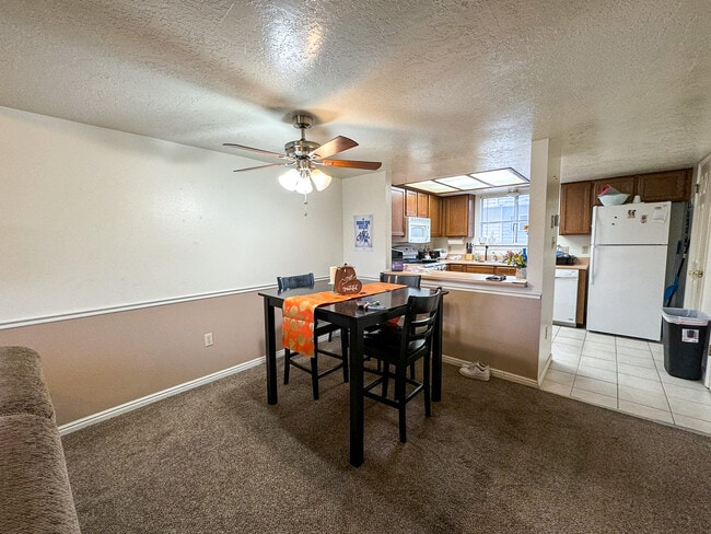 Building Photo - 695 N 100 E