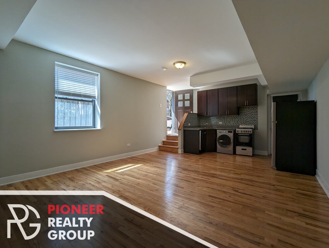 Foto principal - 910 W George St