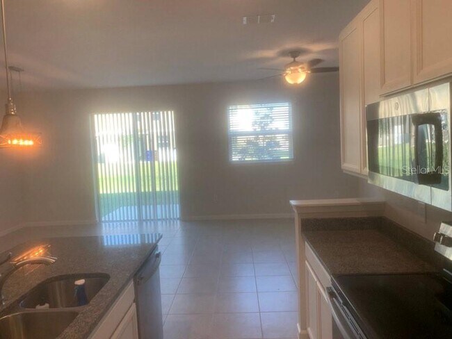 Building Photo - 2723 Pleasant Cypress Cir