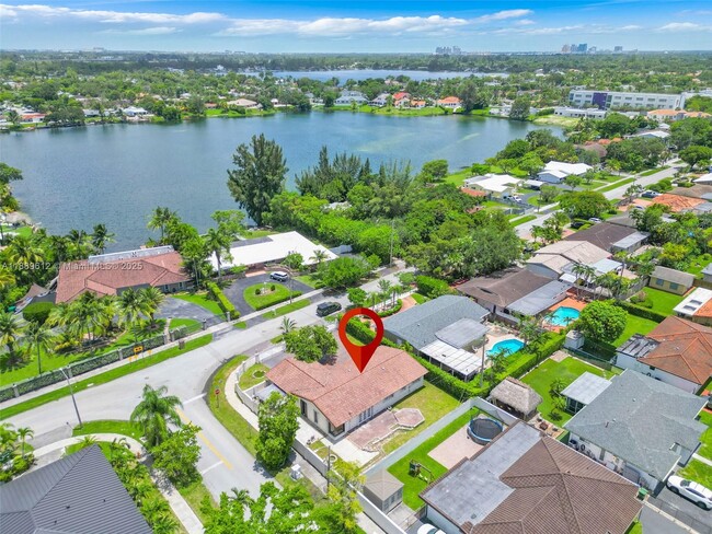 Foto del edificio - 4400 SW 89th Ave