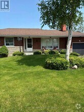Building Photo - 34 Meadowacres Dr