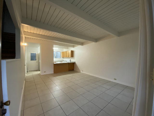 Building Photo - 4890 Kilauea Ave