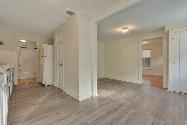 Foto del edificio - 132 NH-108