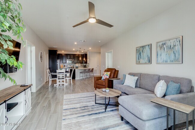 Foto del edificio - 2511 W Queen Creek Rd