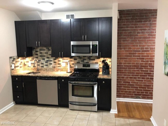 Foto del edificio - 633 Elliott St NE