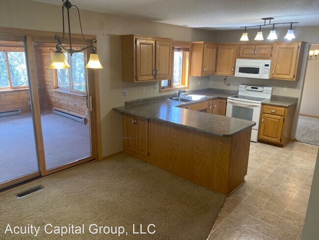 Building Photo - 4 br, 4 bath House - 11102 191st Ave NW