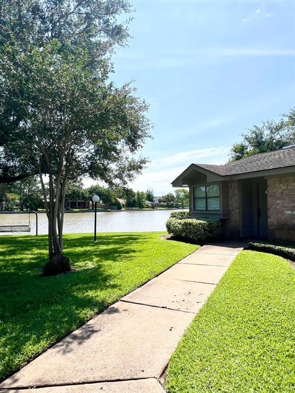 Foto principal - 2711 Grants Lake Blvd
