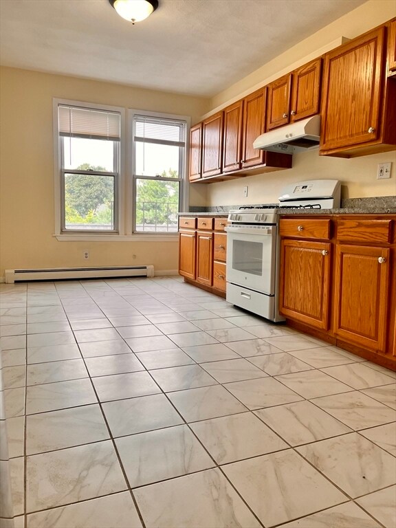 Foto principal - 775 Cambridge St