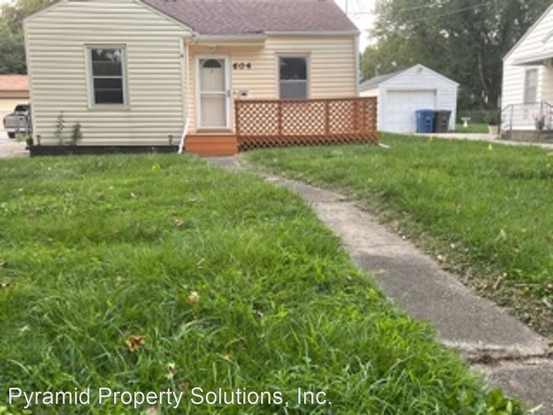 Primary Photo - 3 br, 1 bath House - 604 E Sheridan Ave