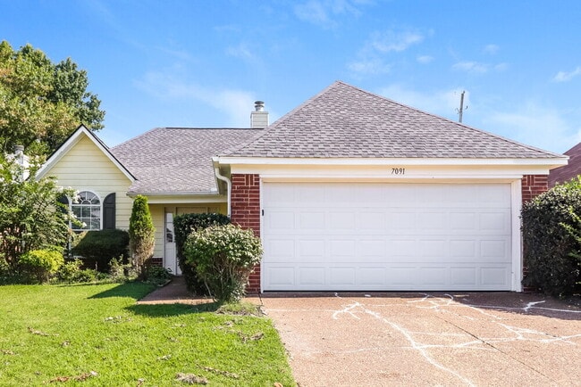 Building Photo - 7091 Ireland Dr