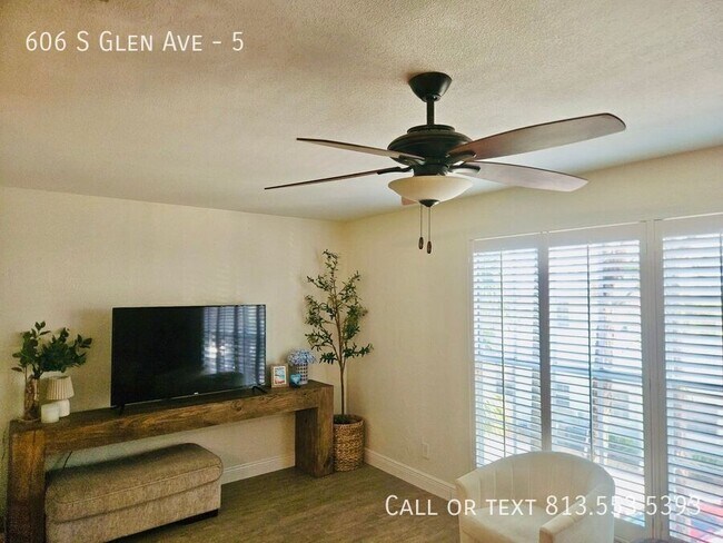Building Photo - 606 S Glen Ave