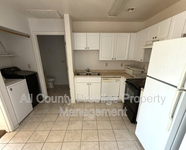 Foto del edificio - 16033 N 25th St