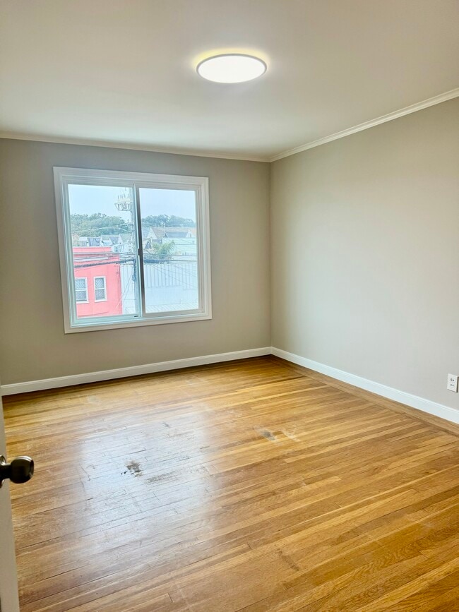 Building Photo - 4127 Irving St