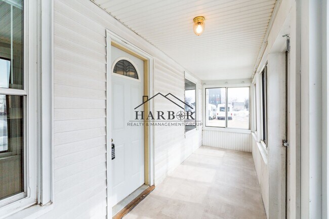 Foto del edificio - 15 8th St NW