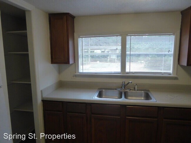 Building Photo - 2 br, 1 bath House - 506 Joe Frazier Road