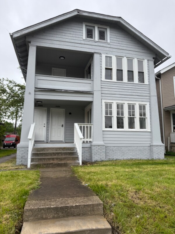 Foto principal - 2643 Sullivant Ave