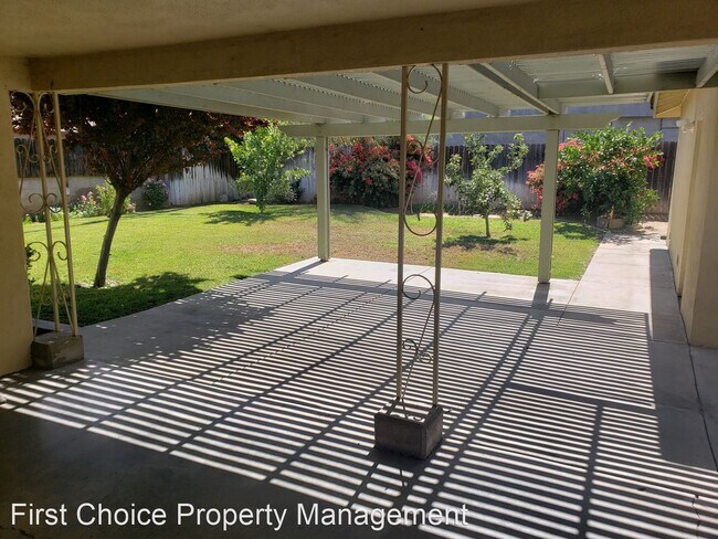 Foto del edificio - 2 br, 2 bath House - 6390 Neva Place