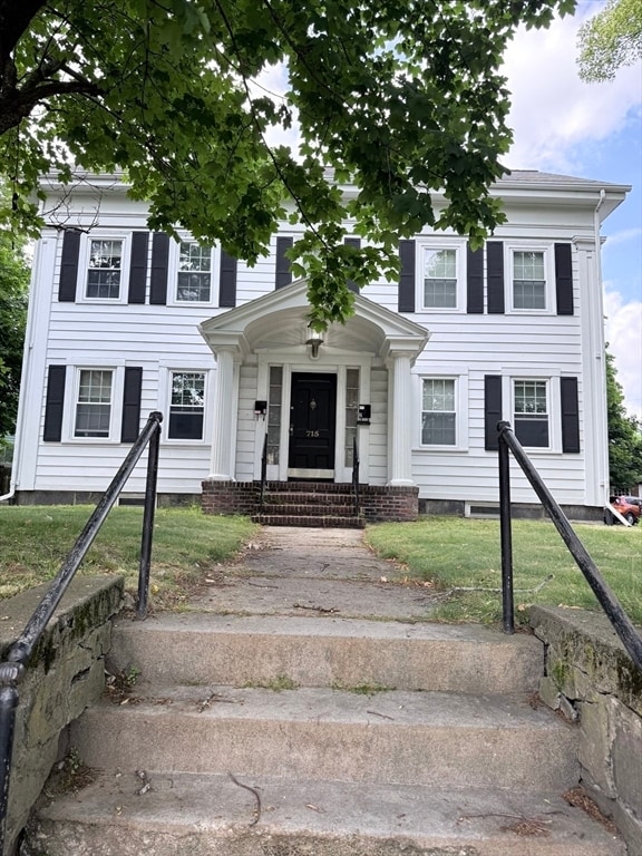 Building Photo - 715 Cambridge St
