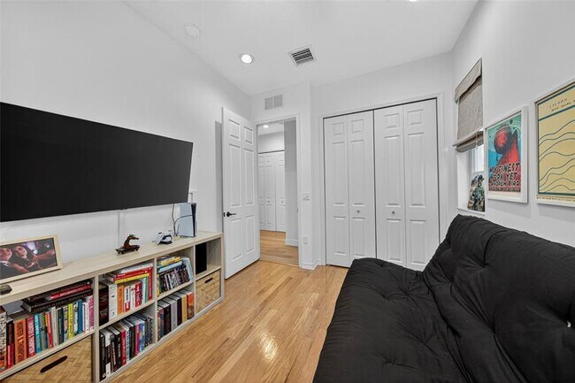 Foto del edificio - 15 NE 20th Ave