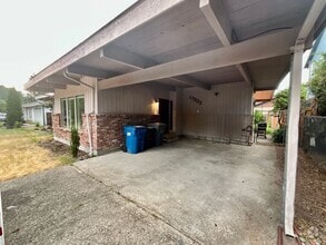 Building Photo - 13222 SE 151st St