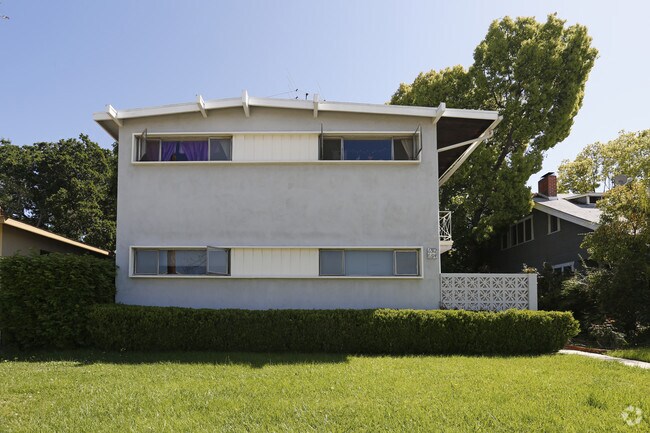 Building Photo - 6312-6314 Bright Ave