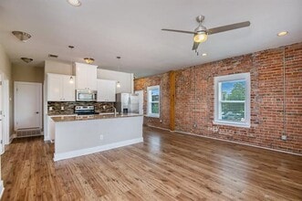 Building Photo - 919 Alston Ave