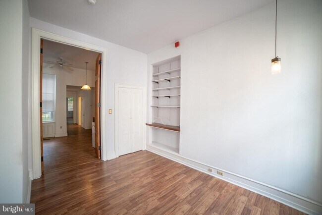 Foto del edificio - 141 N 21st St